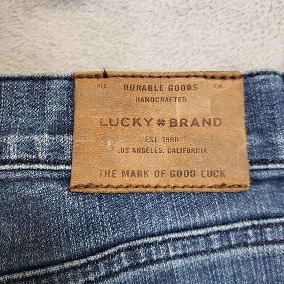 Lucky Brand 221 Straight Jeans Mens 36x32 Blue Denim Stretch Cotton Whiskered - Picture 10 of 13